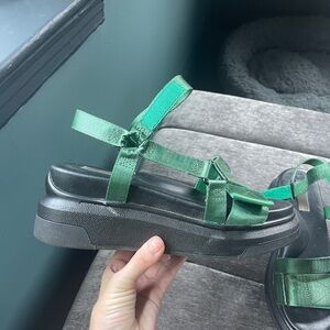 Suzanne Rae platform sandals